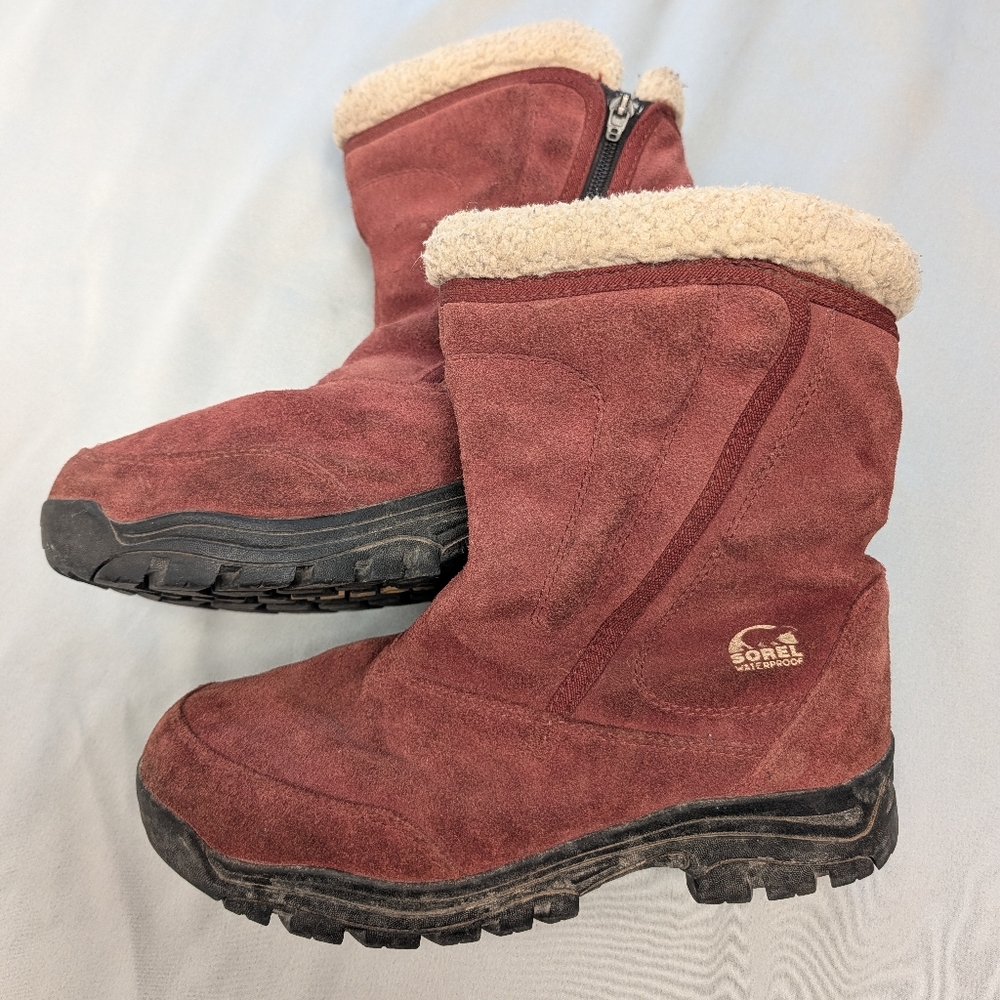 Sorel Waterproof Burgundy Suede Winter Boots Size 10